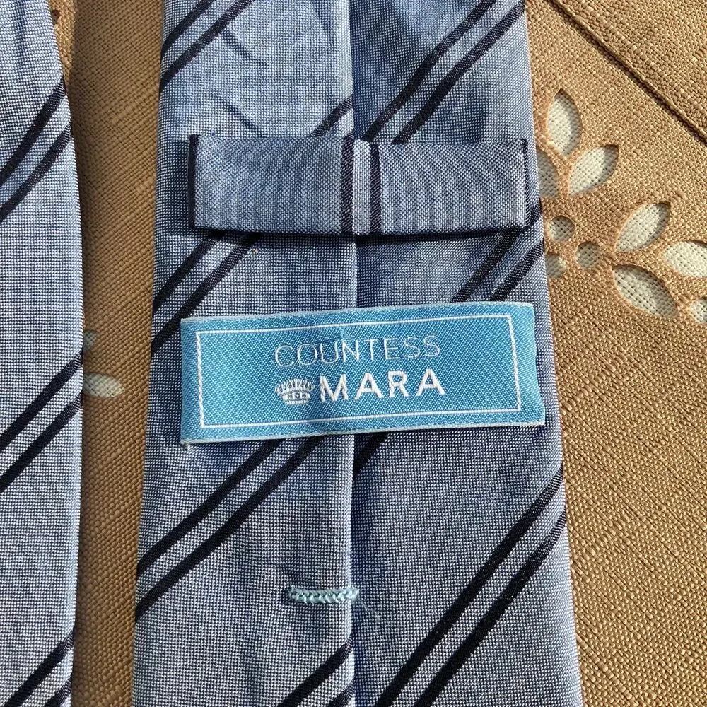 Countess Mara Men’s Silk-Blend Vintage Blue Career Necktie